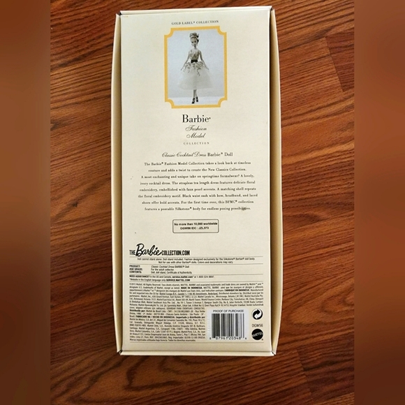 2015 Limited Edition Gold Label Barbie Fashion Model Collection - Picture 1 of 4